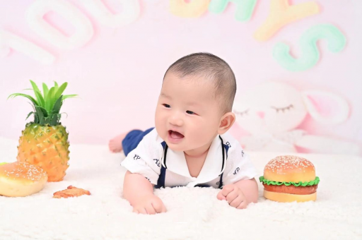 鹰潭宝宝老是溢奶